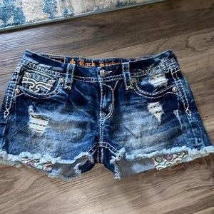 Rock Revival Mid Rise Shorts
